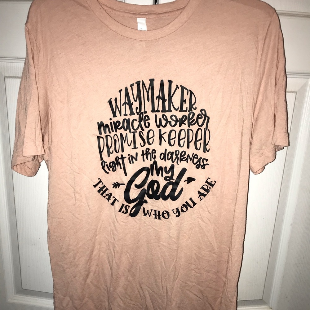 Women’s tee